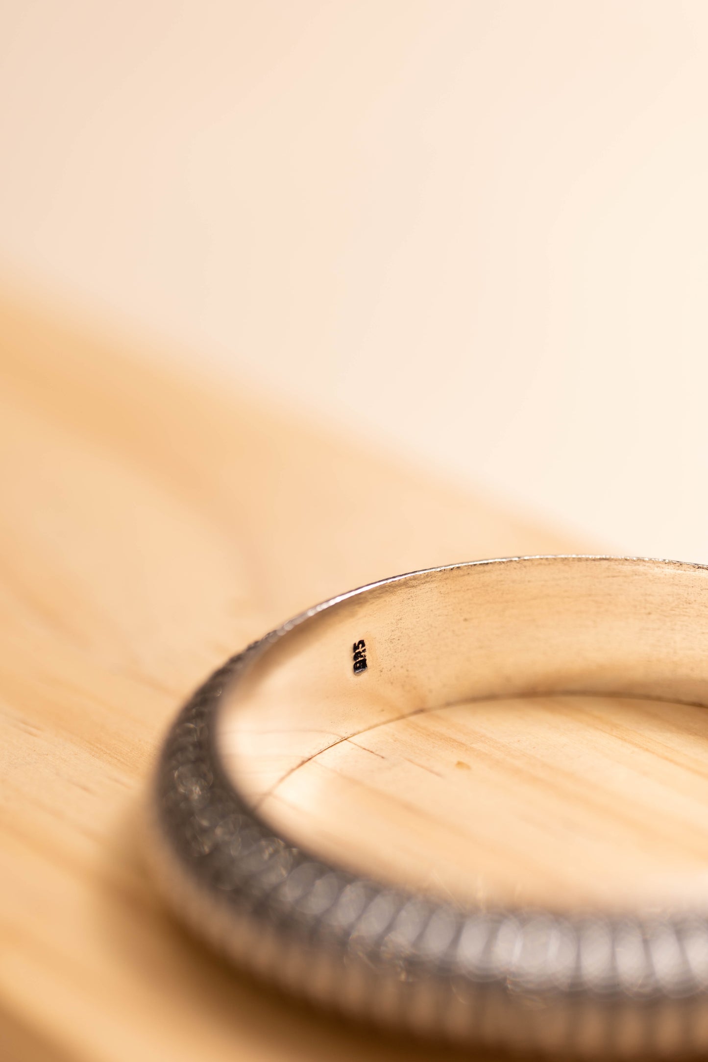 Anokhi Ribbed Dome Bangle