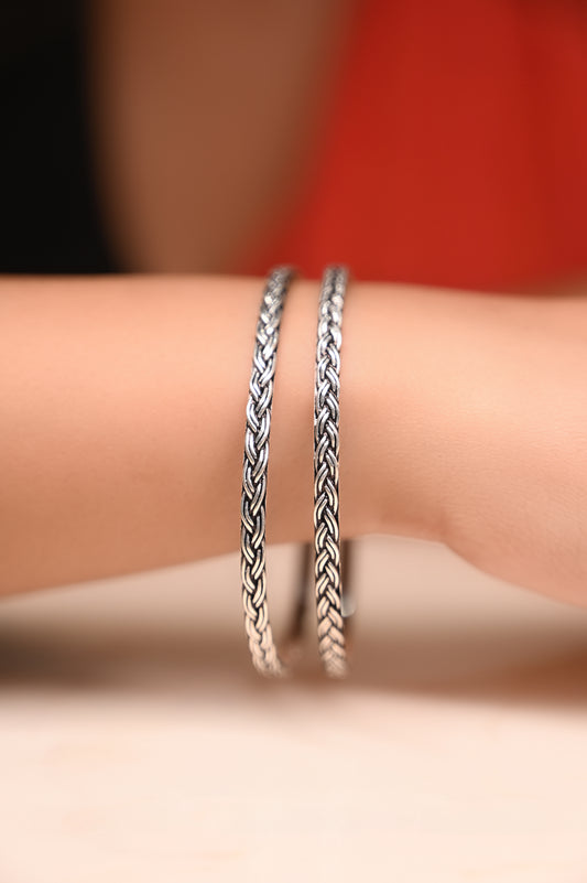 Aadhya Knot Woven Bangle