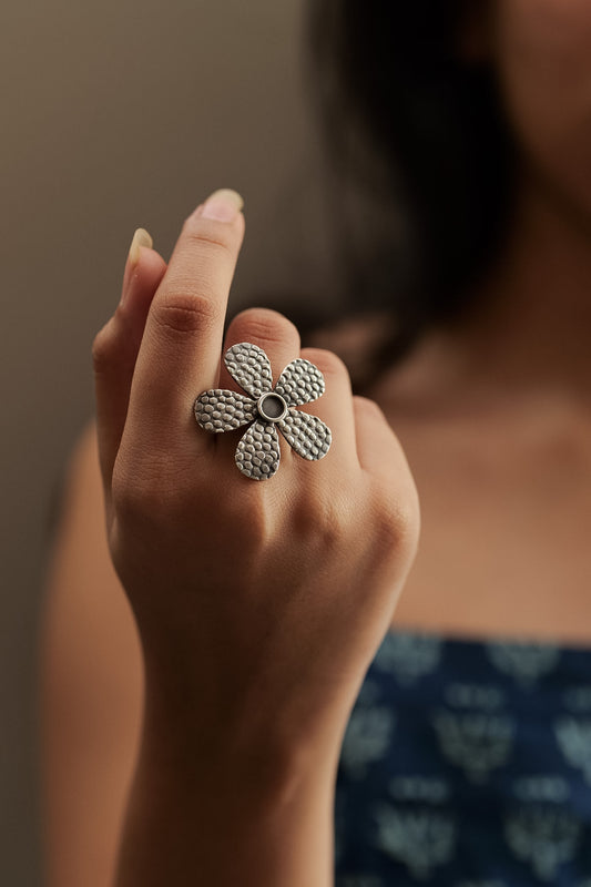 Anaya Bloom Petal Textured Ring