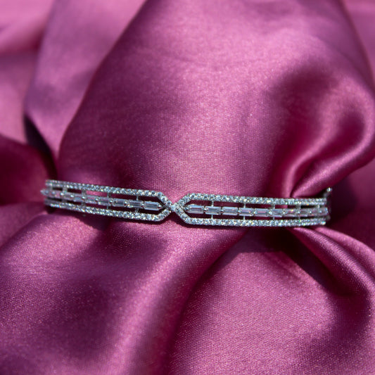 Silver Everlasting Knot Bracelet