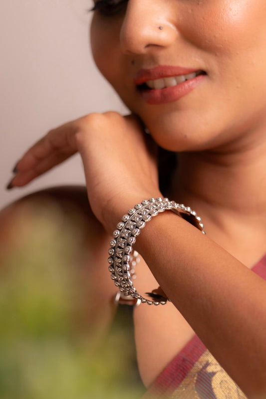 Anokhi Classic Timeless Pattern Kada