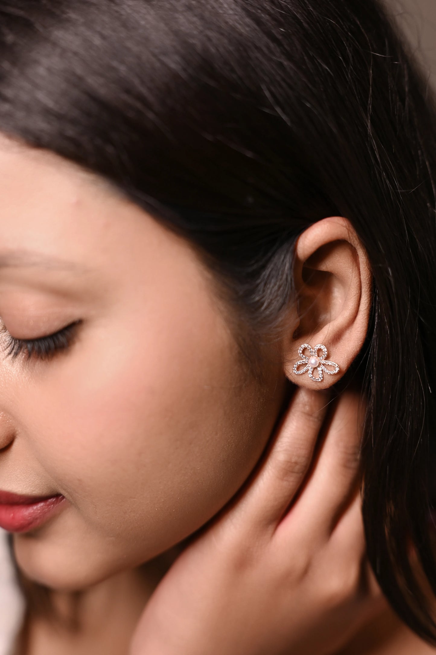 Silver Pearl Flower Studs