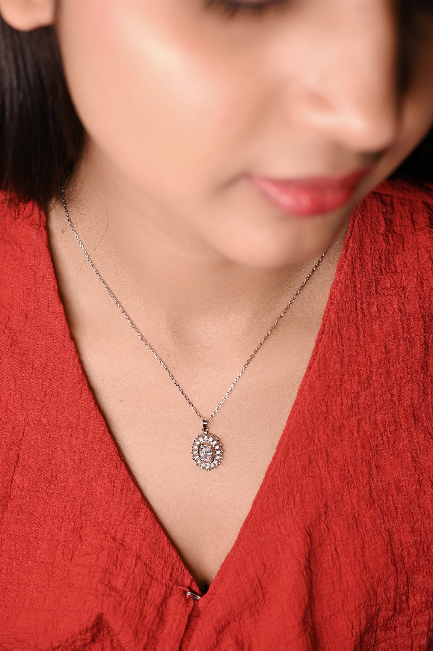 Silver Regalia Oval Necklace