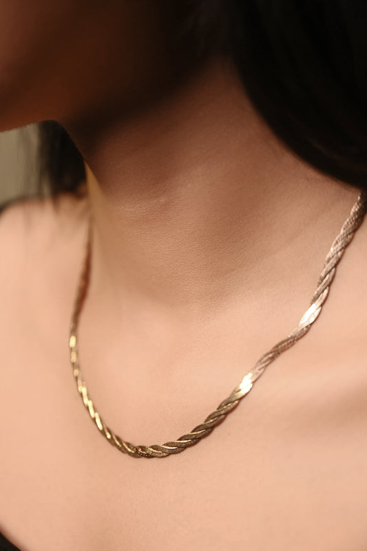 Rose Gold Twisted Chain Necklace