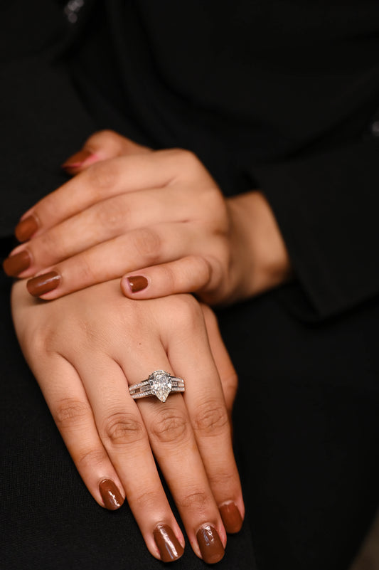 Noor Regal Moissanite Ring