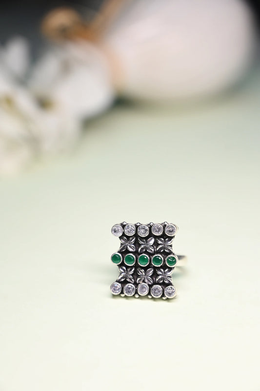 Vintage Green Scintillating Ring