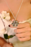 Ruh Embossed Flower Necklace