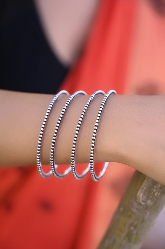 Aadhya Fine Daana Bangle