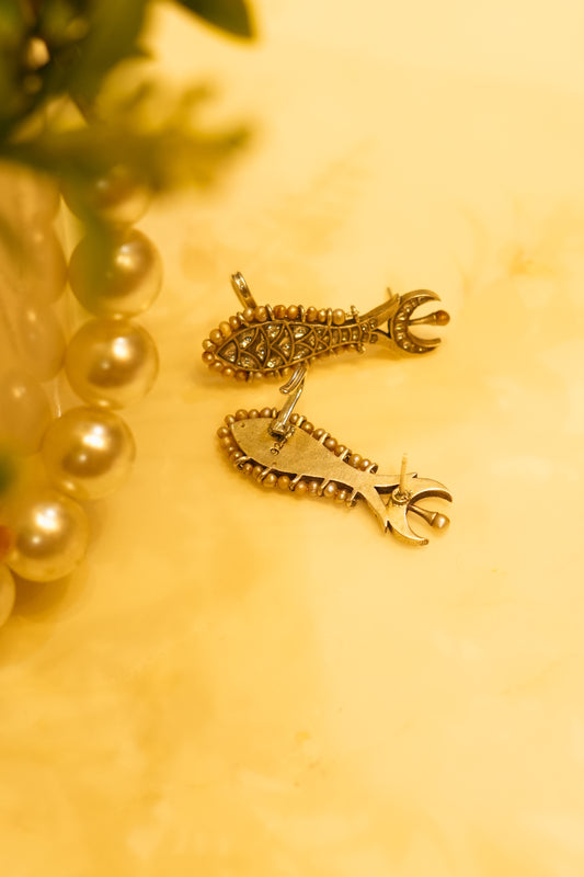 Lustre Matsya Pearl Grace Earcuff