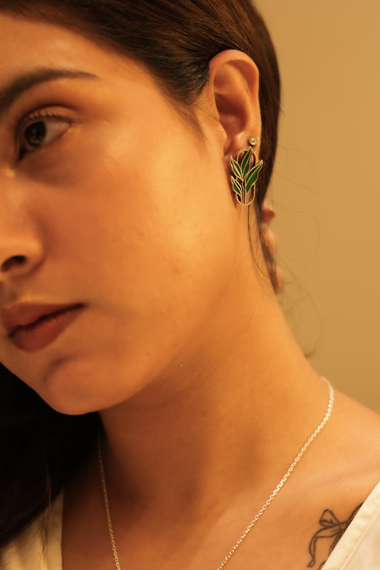 Aadhya Leaf Enamel Earring