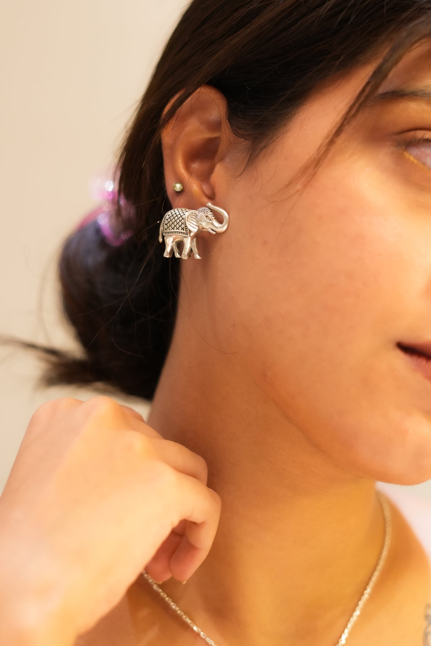 Aadhya Haathi Carved Stud Earring