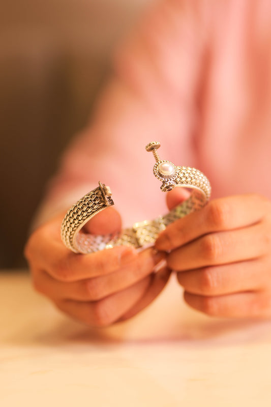 Aadhya Pearl Weave Classic Kada