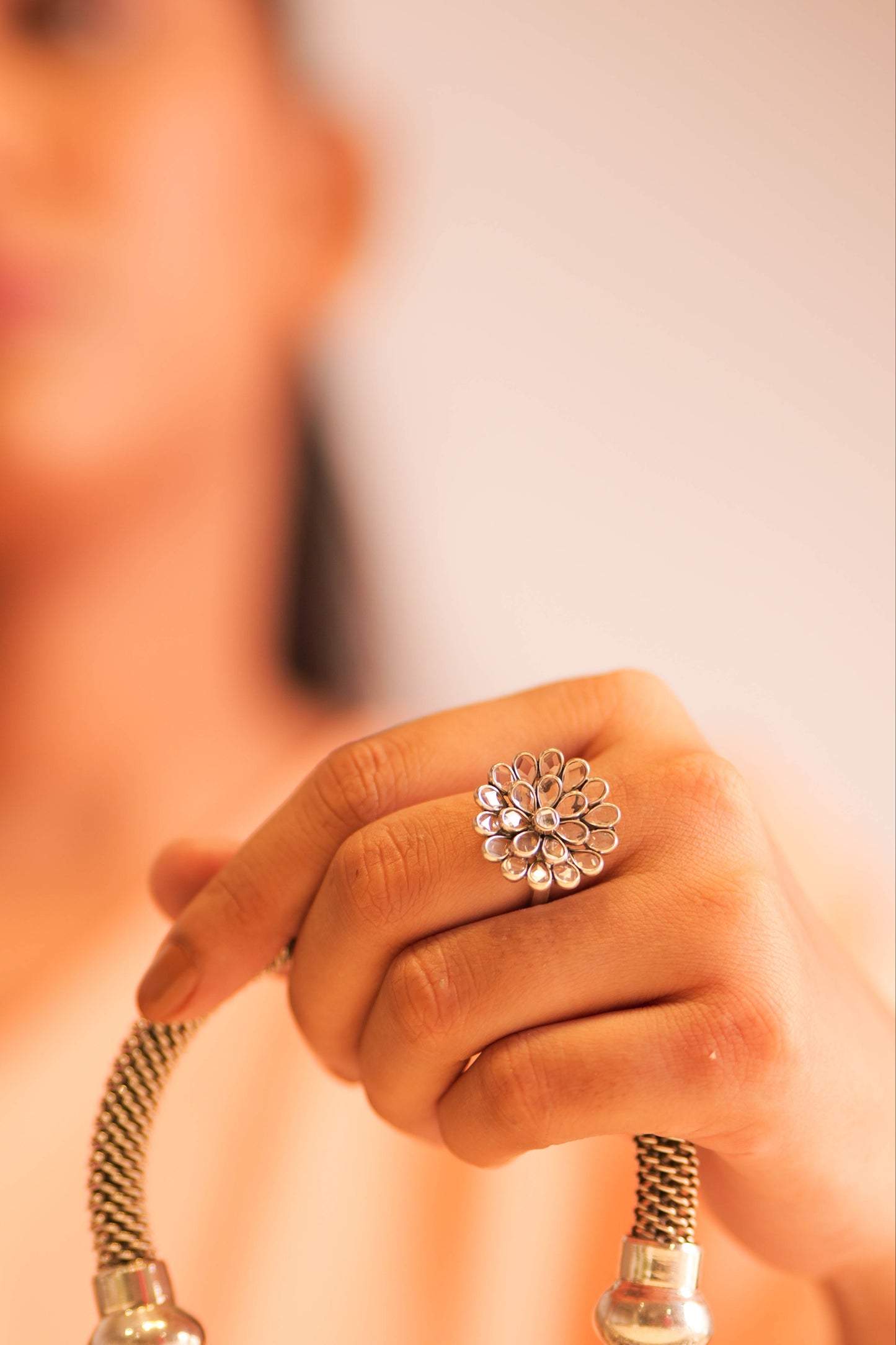 Lustre Flower Twinkling Necklace Ring Set