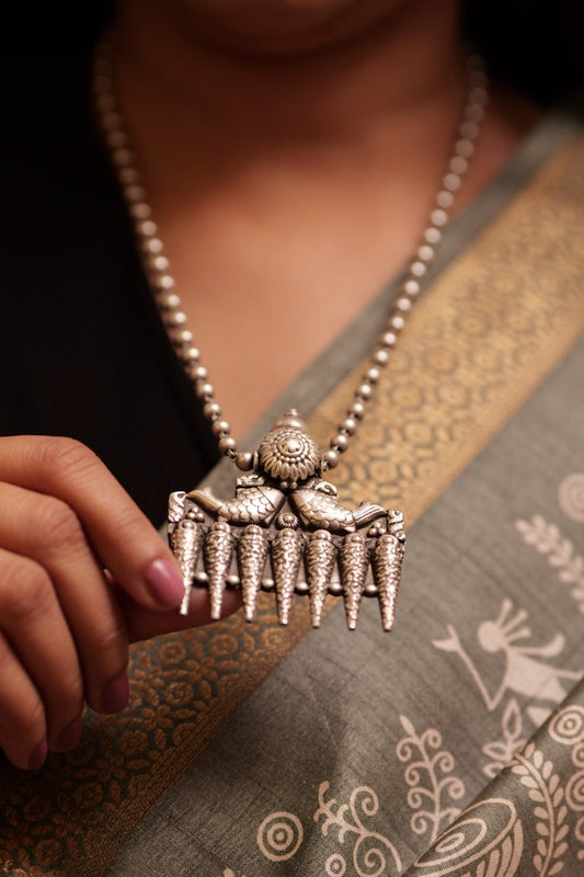 Aadhya Floral Fish Necklace