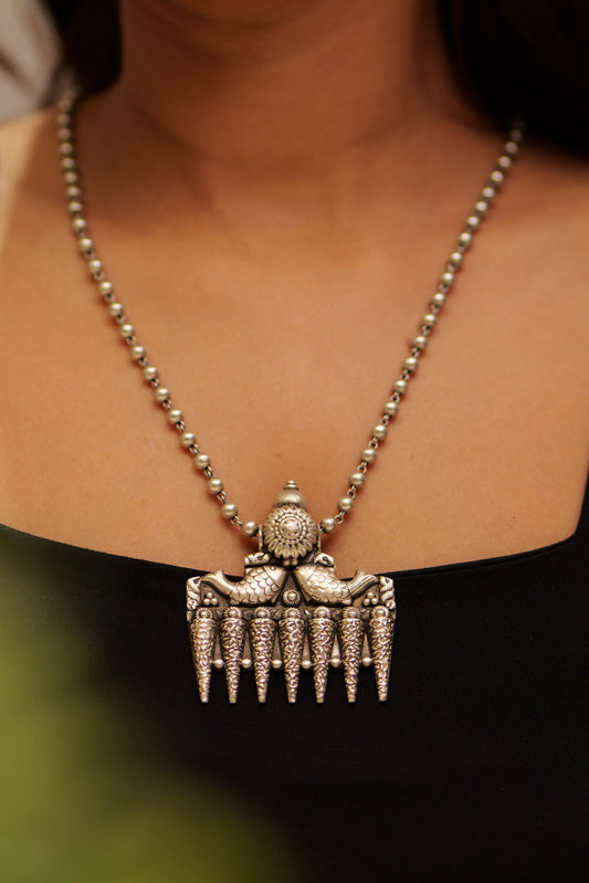 Aadhya Floral Fish Necklace