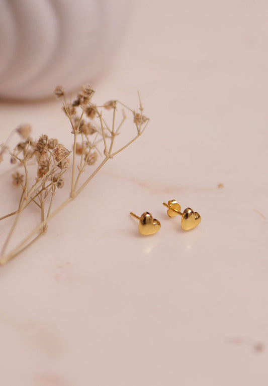 Mishi Heart Glow Studs