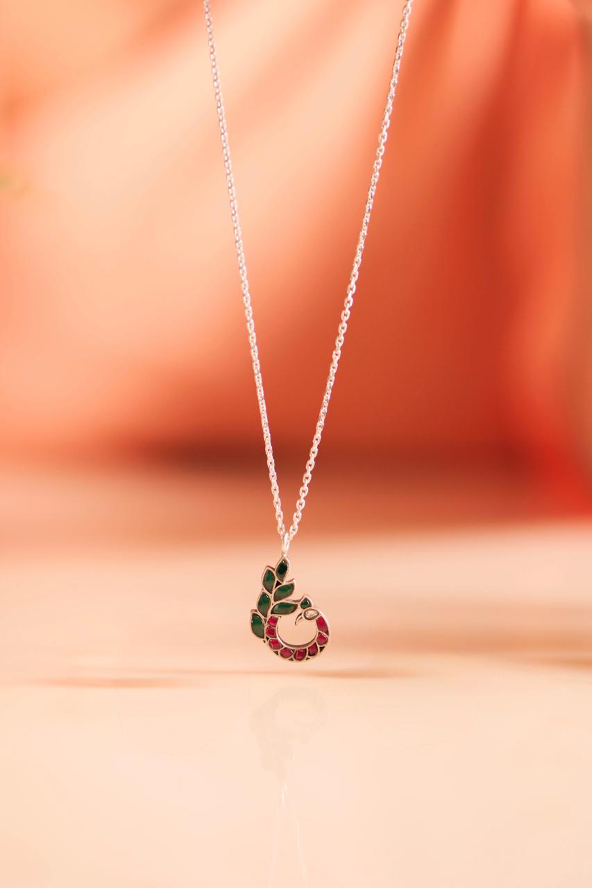 Essence Graceful Peacock Kundan Pendant
