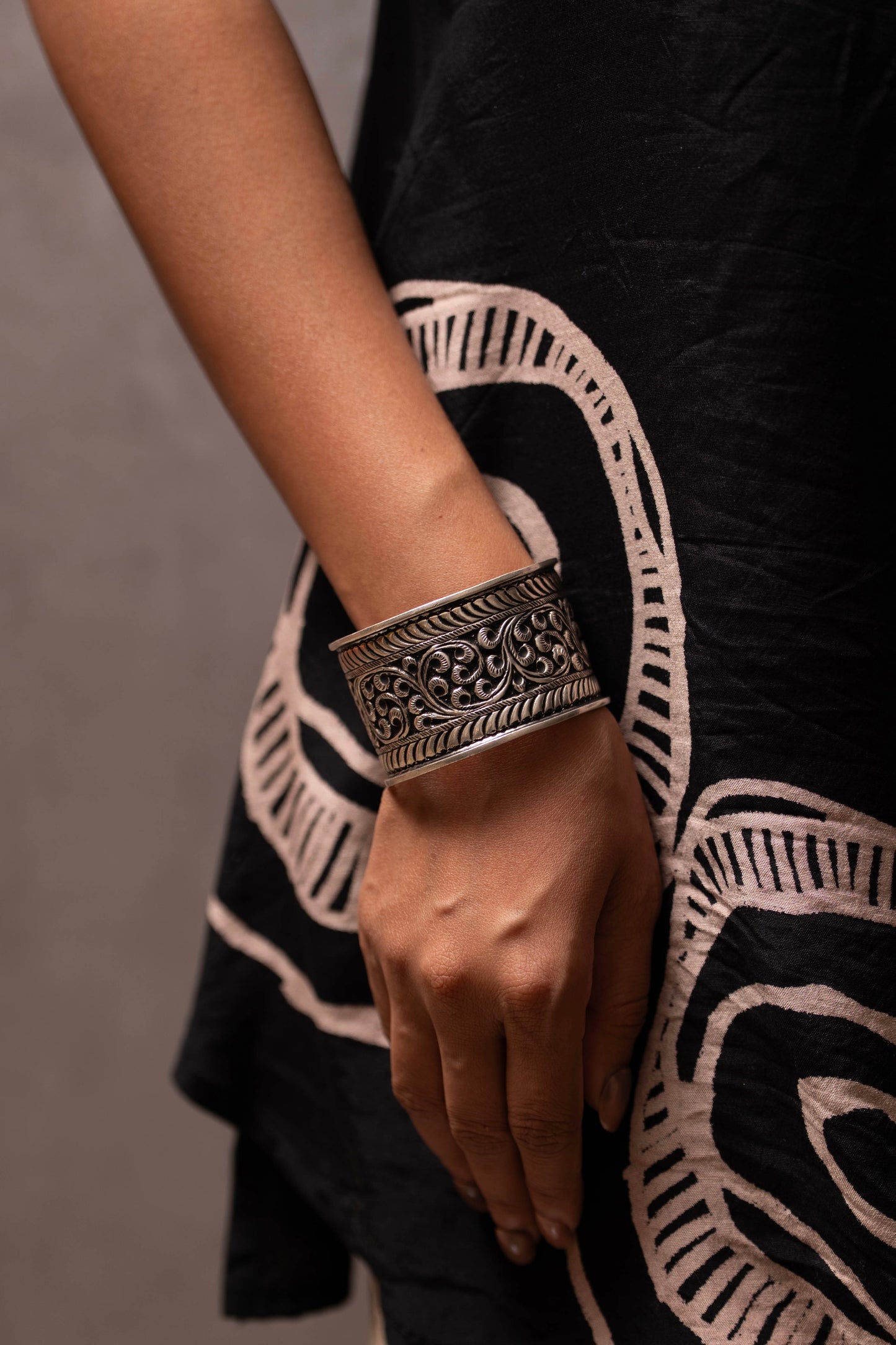 Anokhi Chitai Bel Patti Cuff