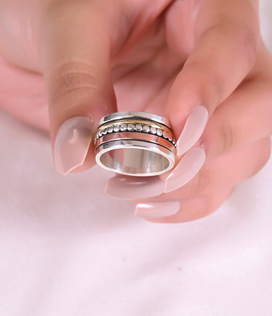 Beaded Stripe Fluid Ring