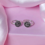 Aadhya Circular Charm Toe Ring