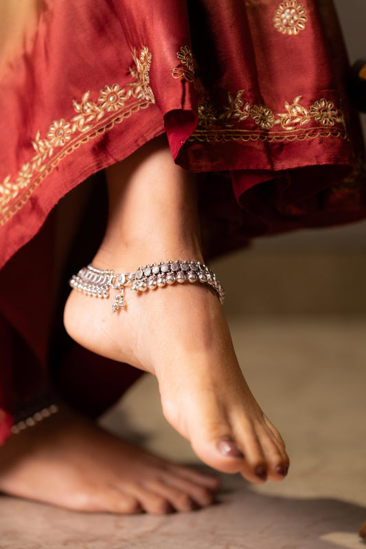 Anaya Classic Ball Motif Anklet Pair