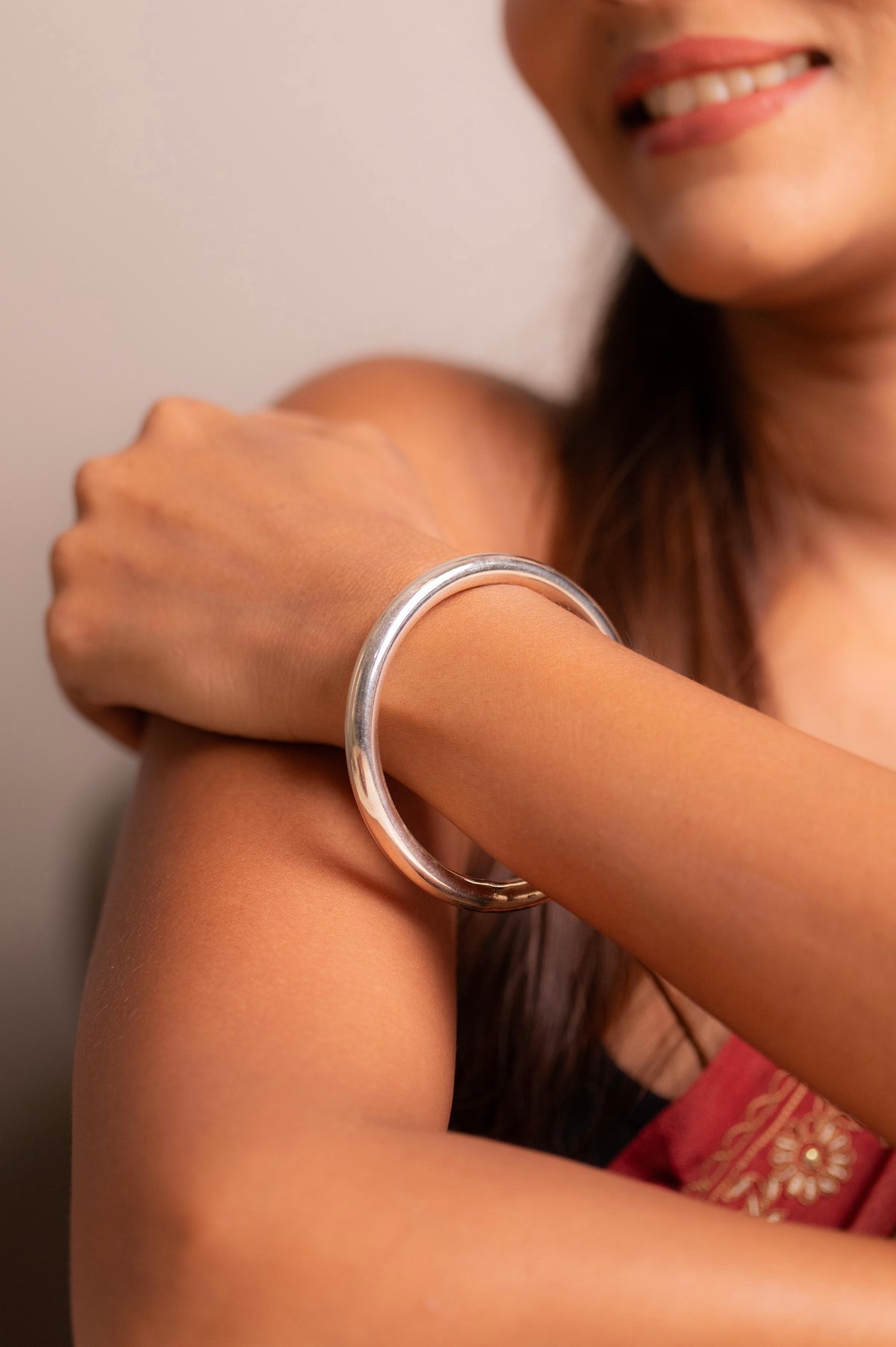 Aadhya Timeless Round Bangle