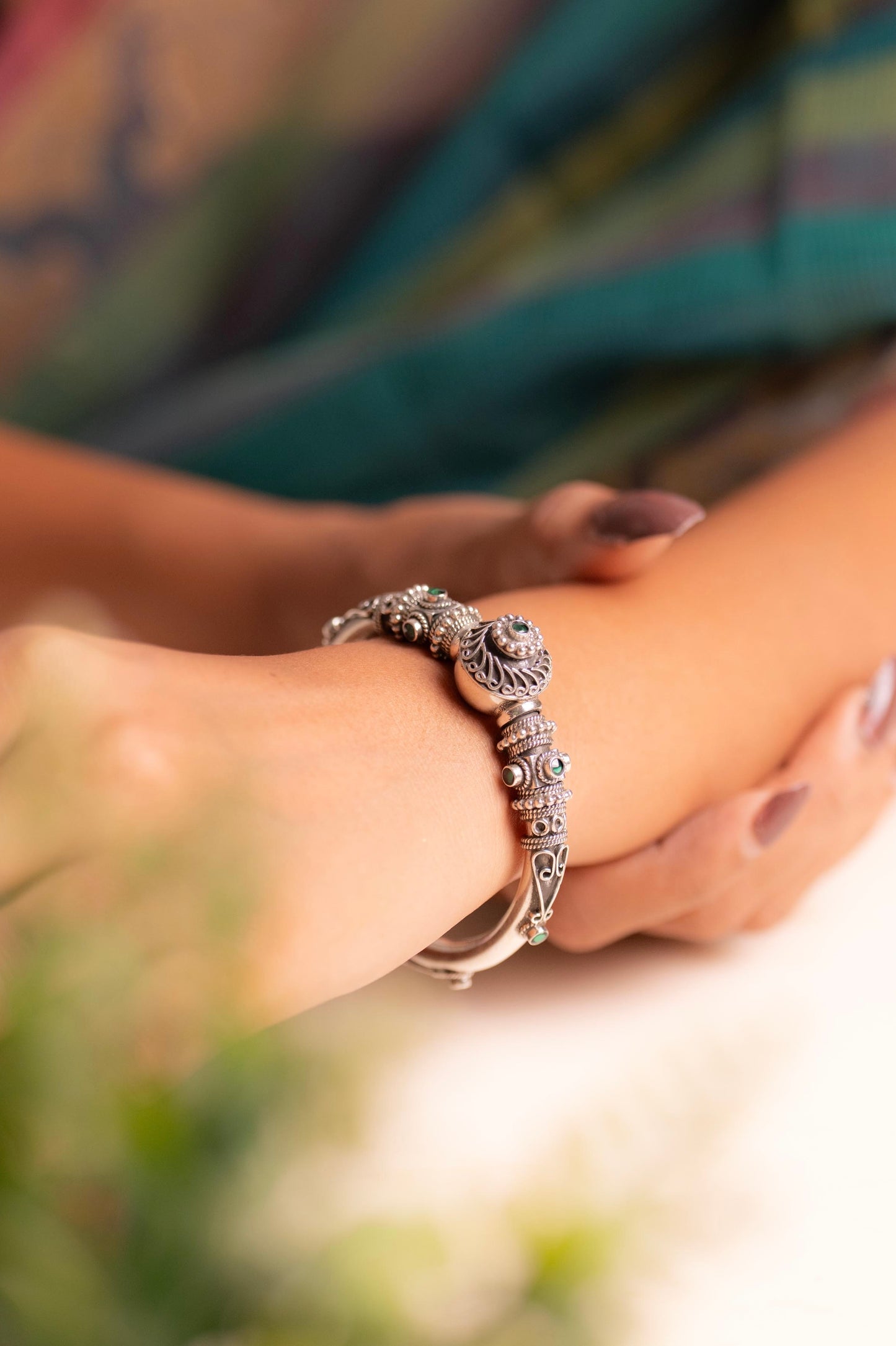 Virasat Emerald Classic Heritage Kada