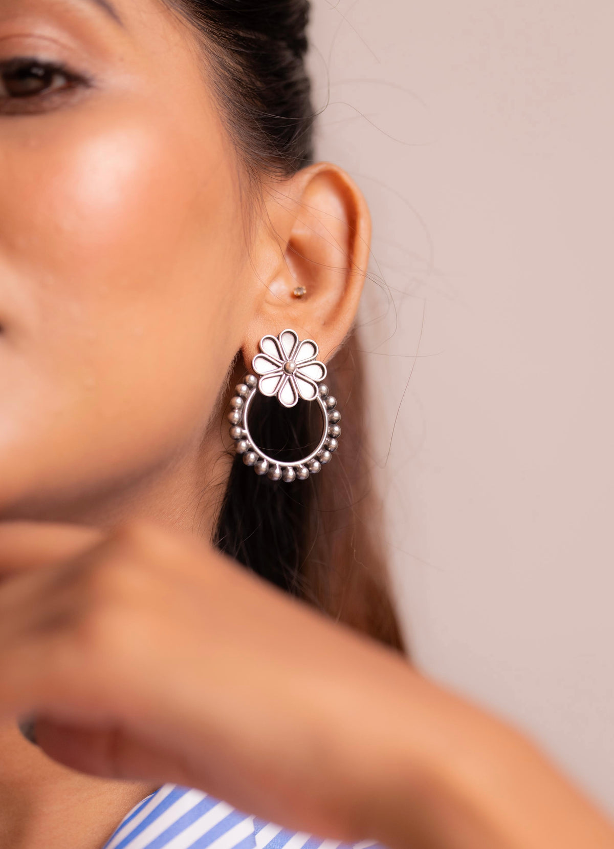Anaya Bloom Circle Drops