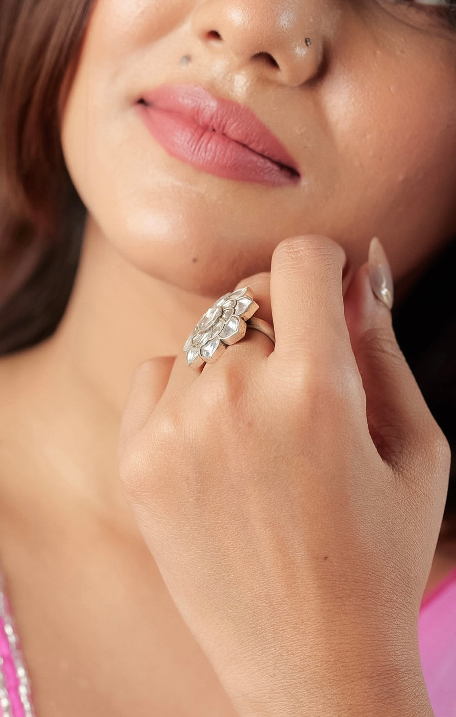 Chandni Kundan Floral Ring