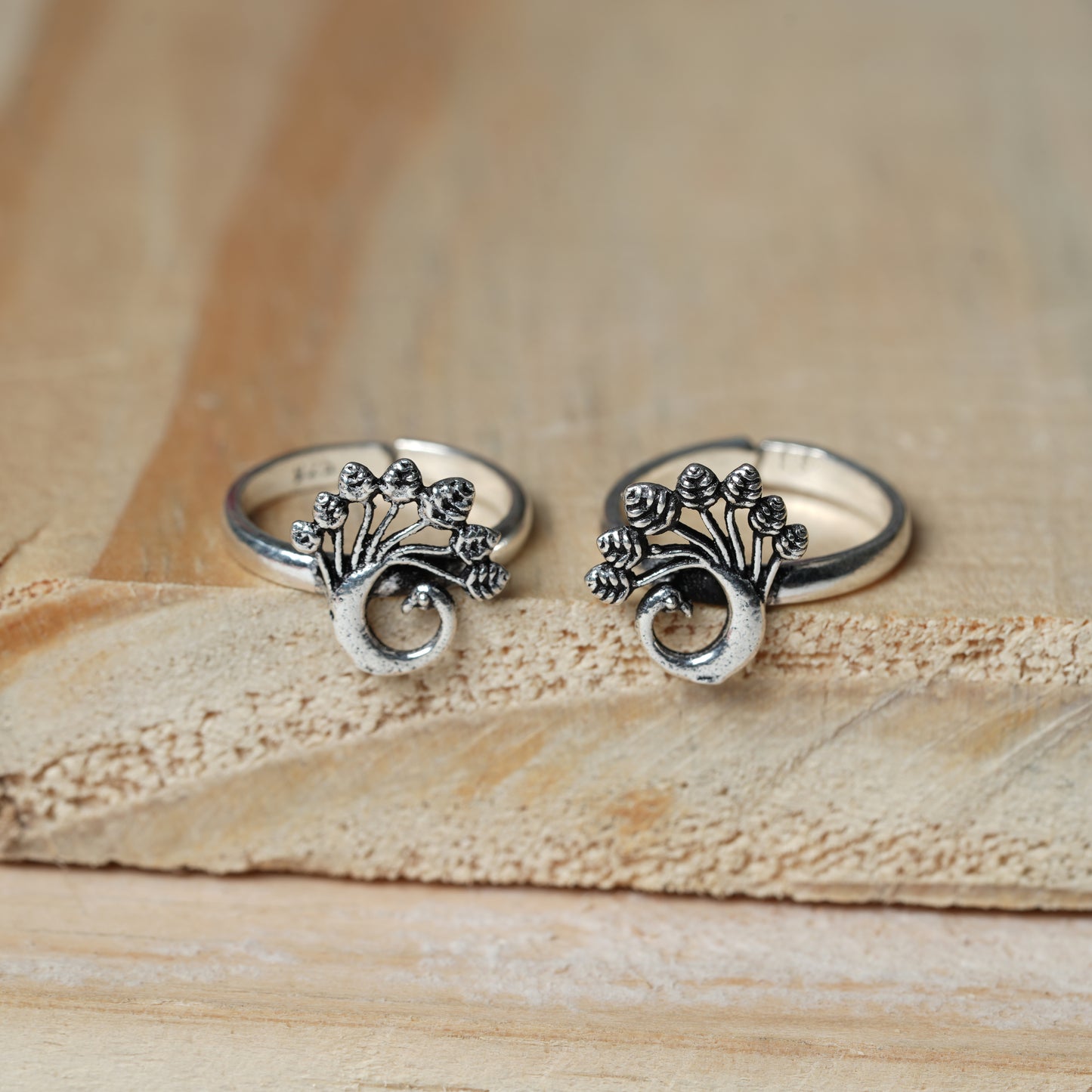Aadhya Peacock Bloom Toe Ring