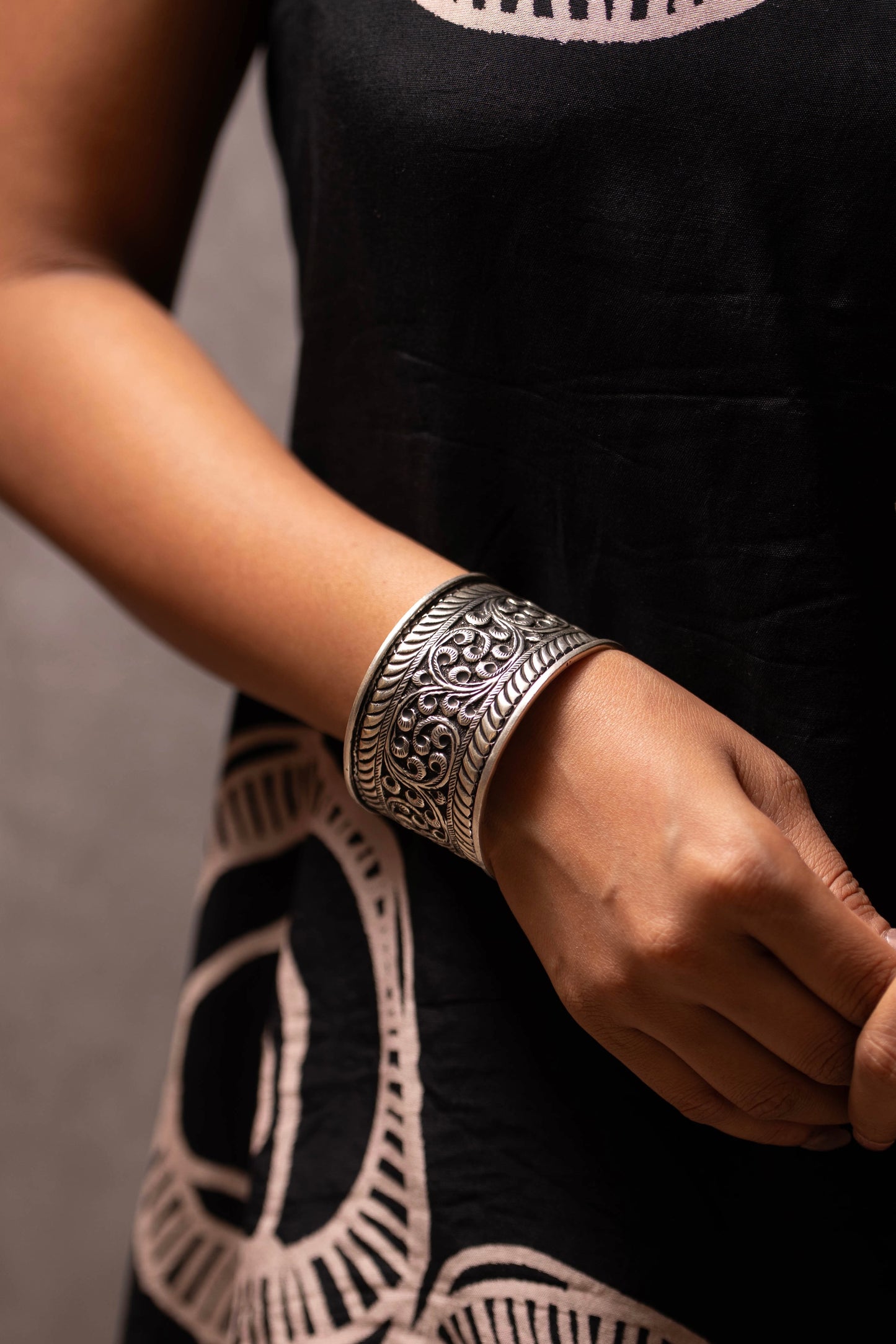 Anokhi Chitai Bel Patti Cuff