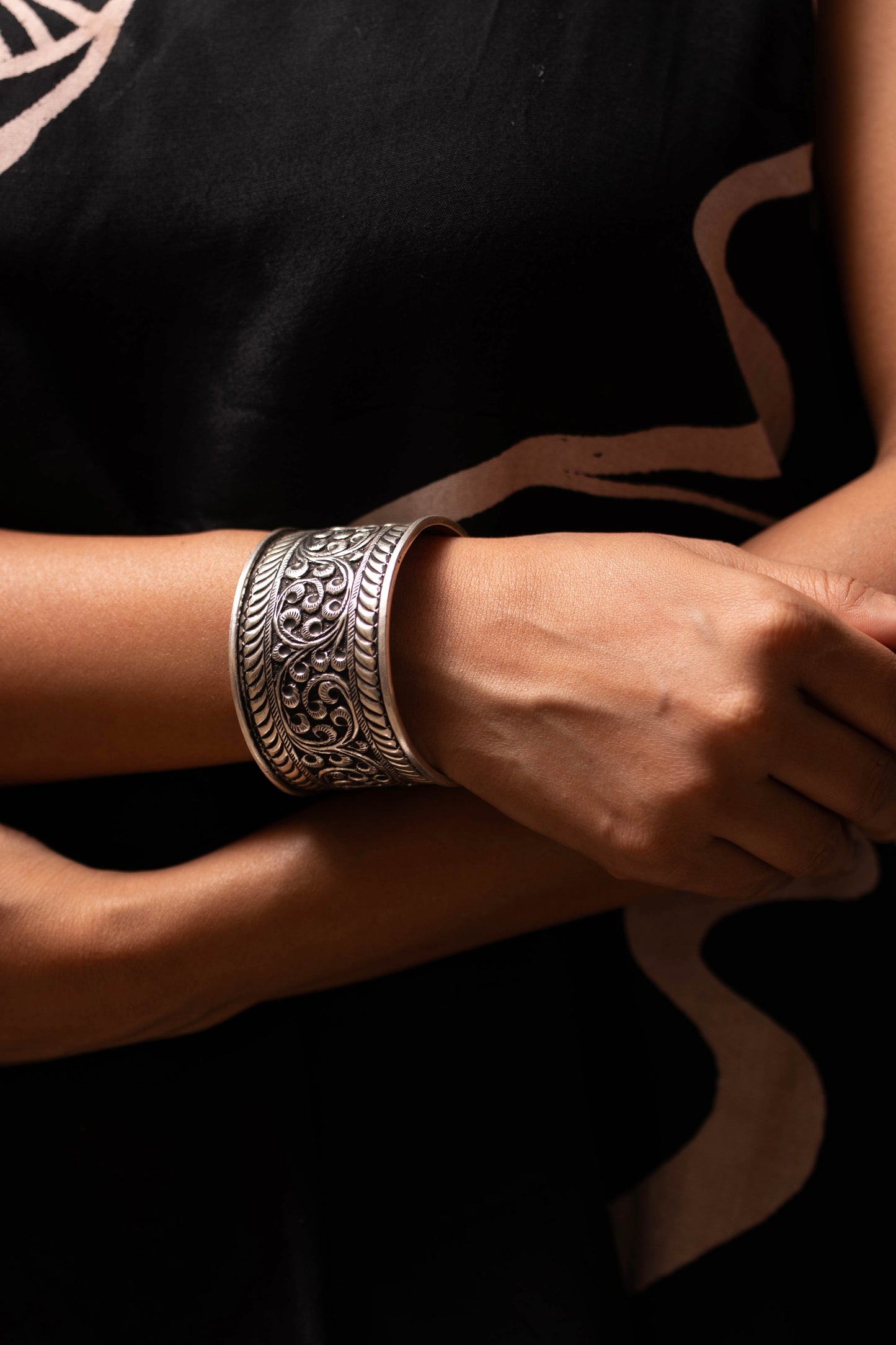 Anokhi Chitai Bel Patti Cuff