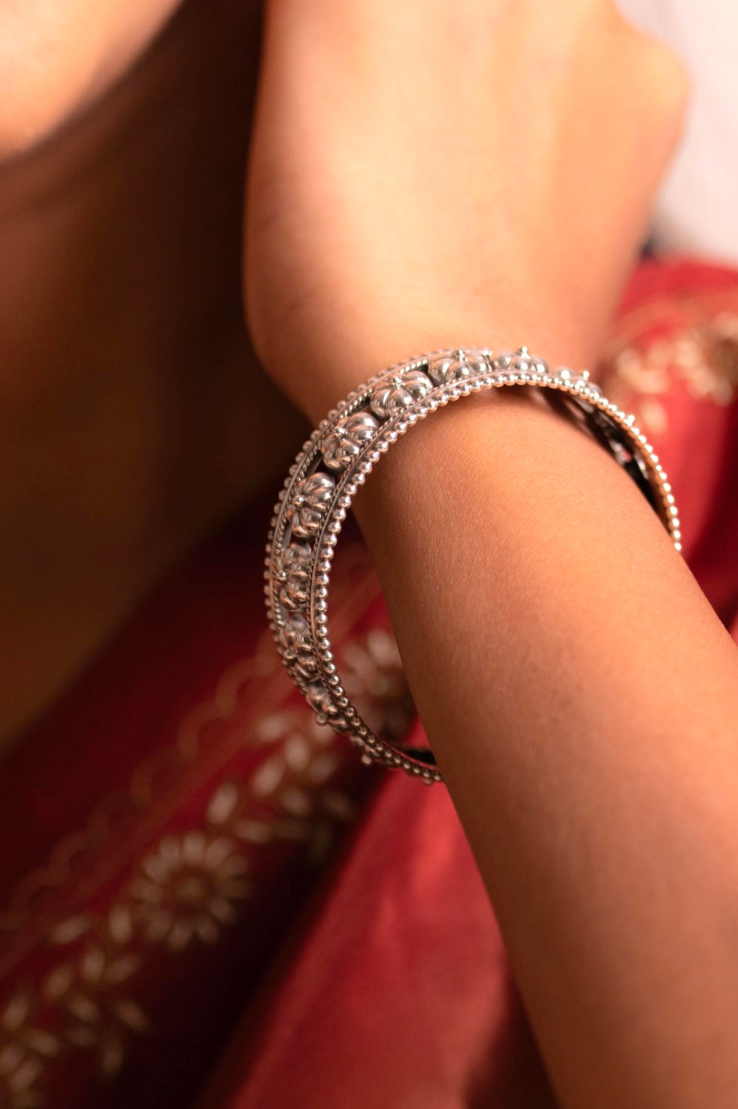 Anokhi Floral Motif Carved Bangle