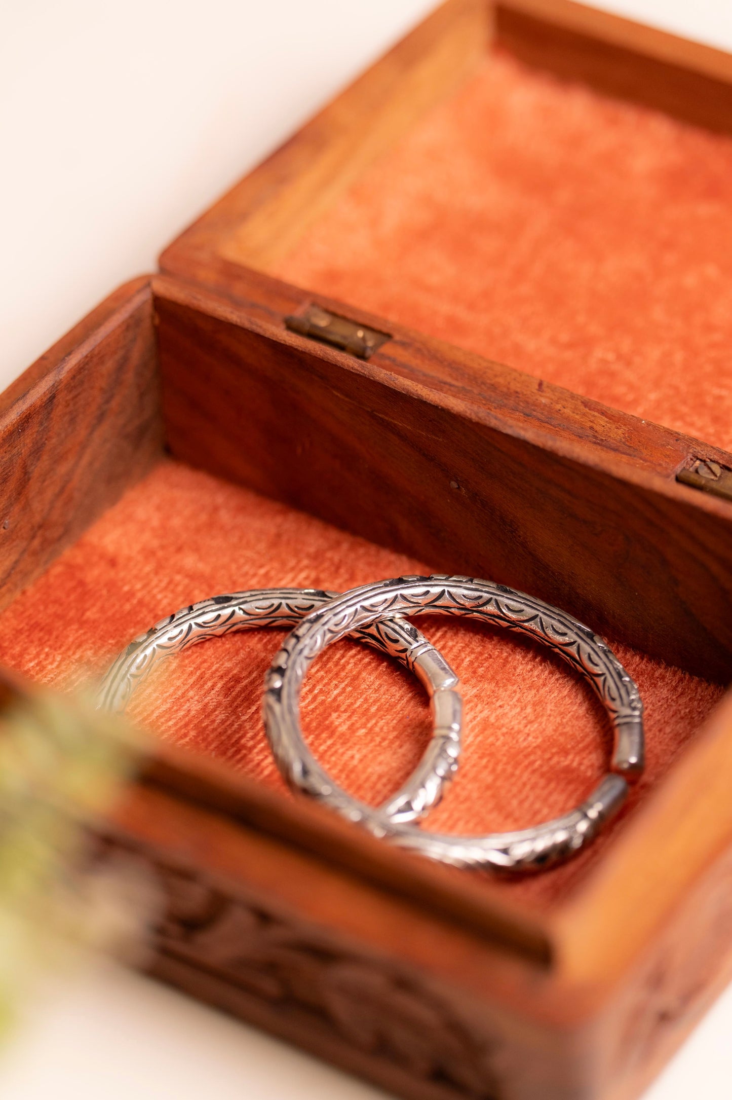 Classic Chitai Floral Carved Kada