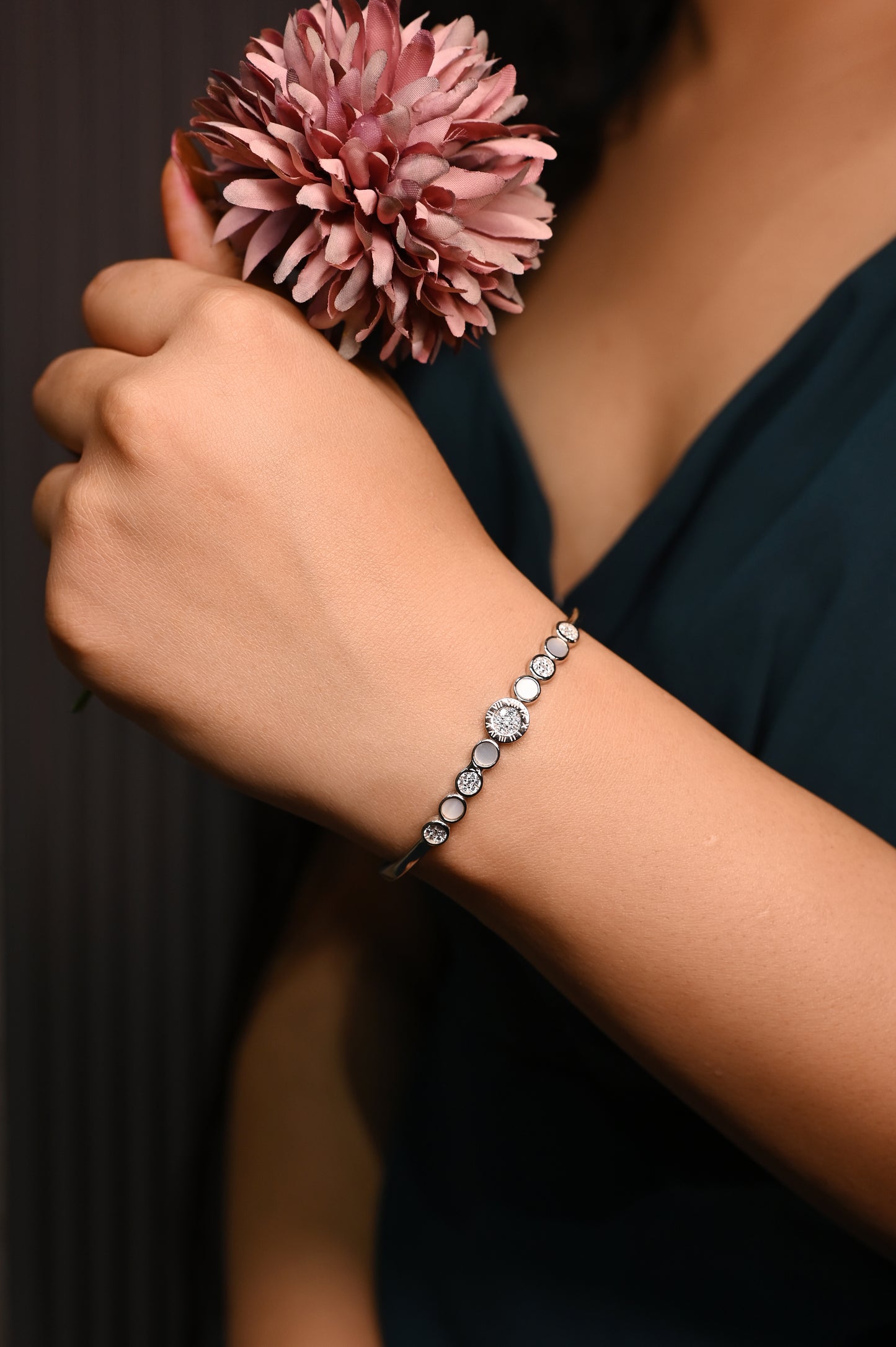 Silver Roman Crystal Circle Bracelet