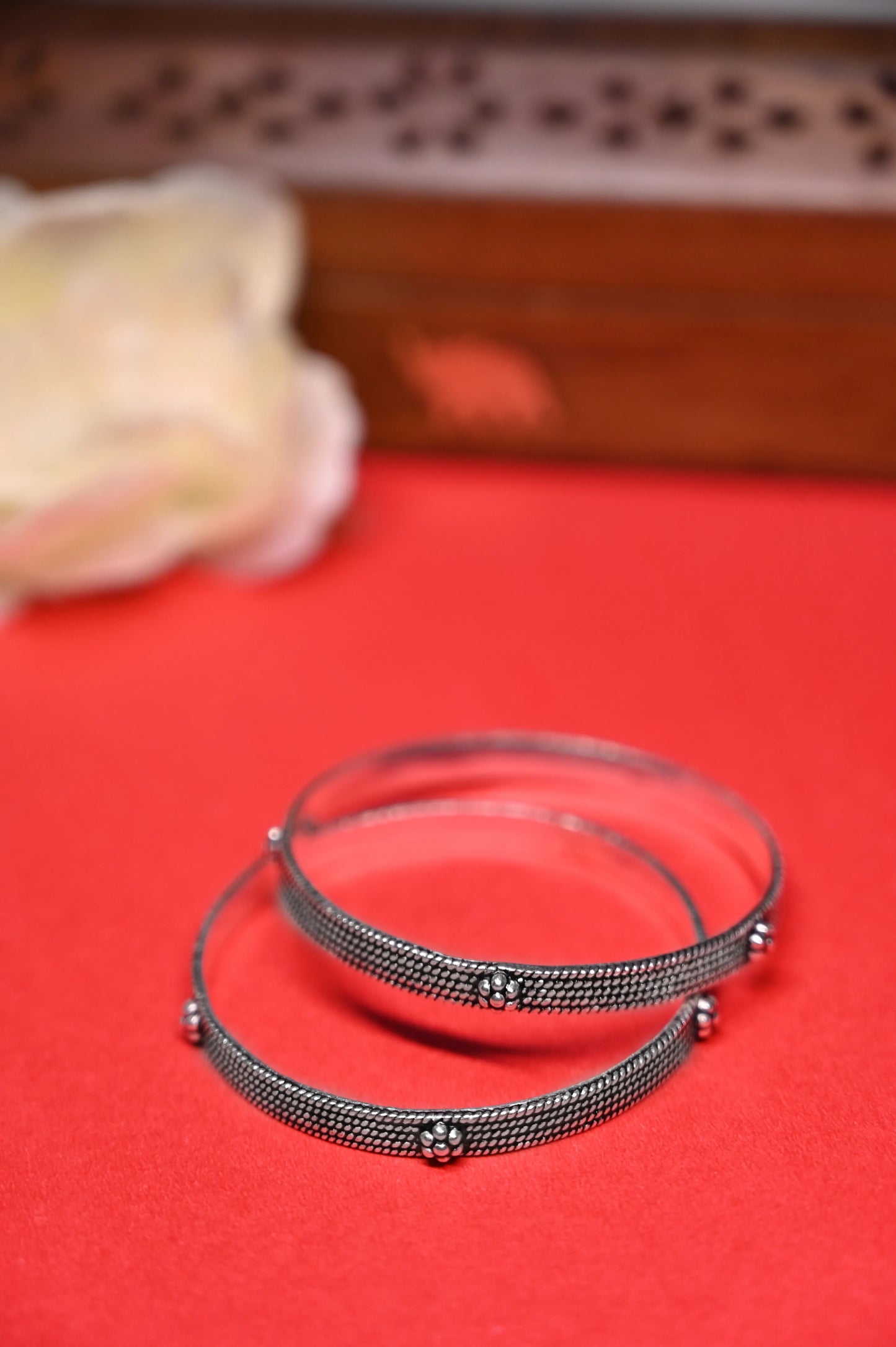 Aadya Flower Twisted Bangle