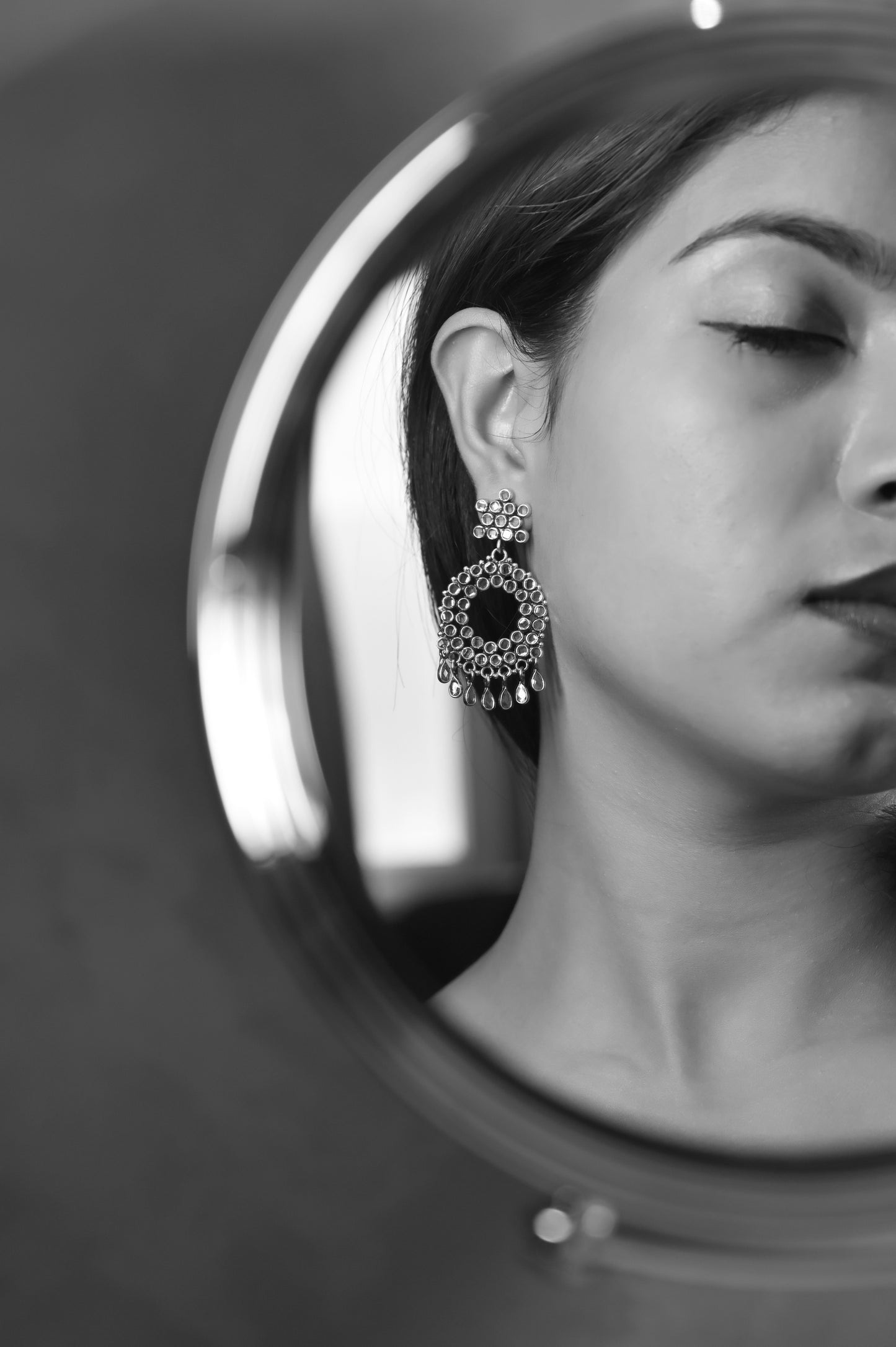 Lustre Fine Twinkling Chandbali