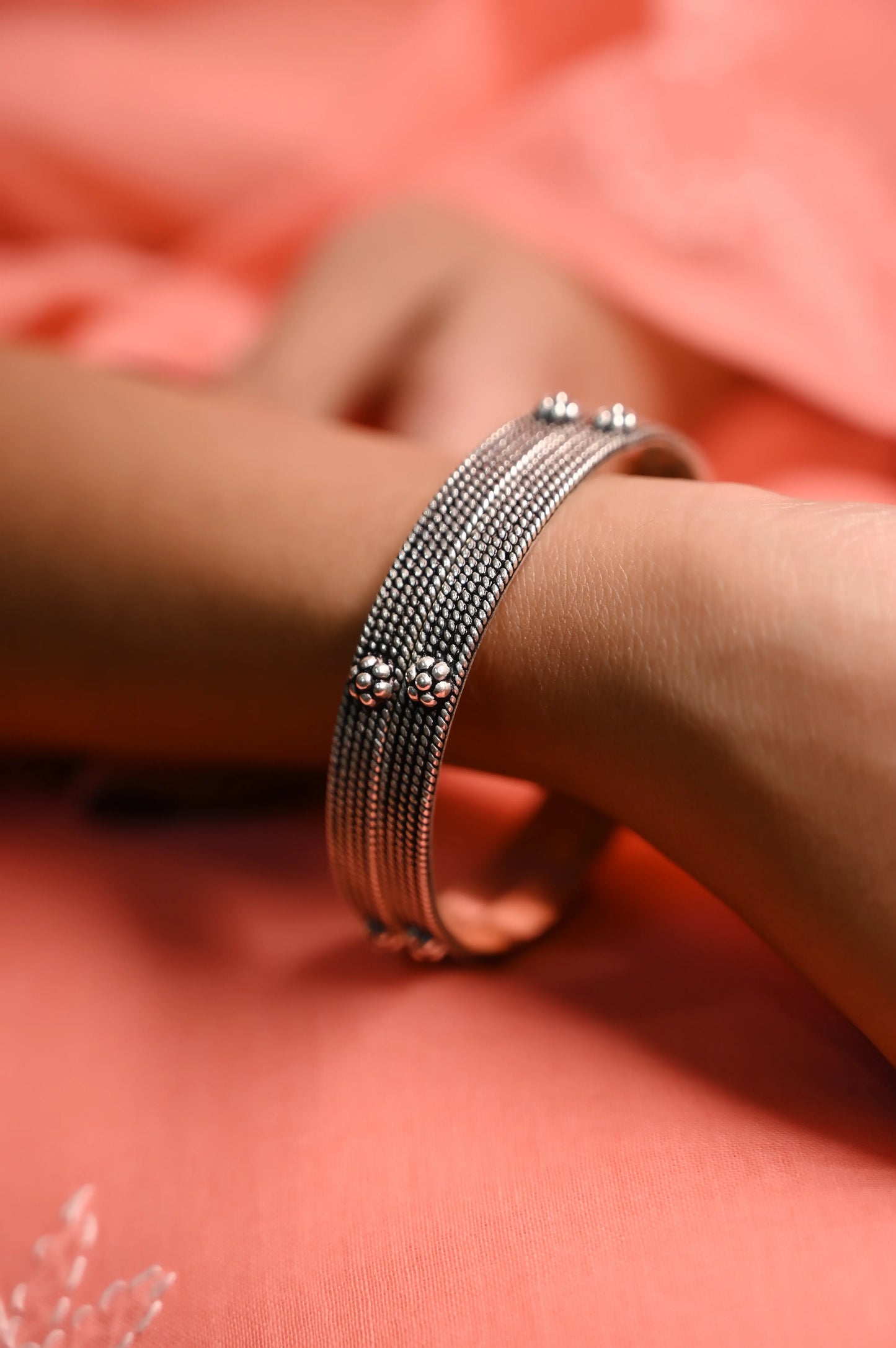 Aadya Flower Twisted Bangle