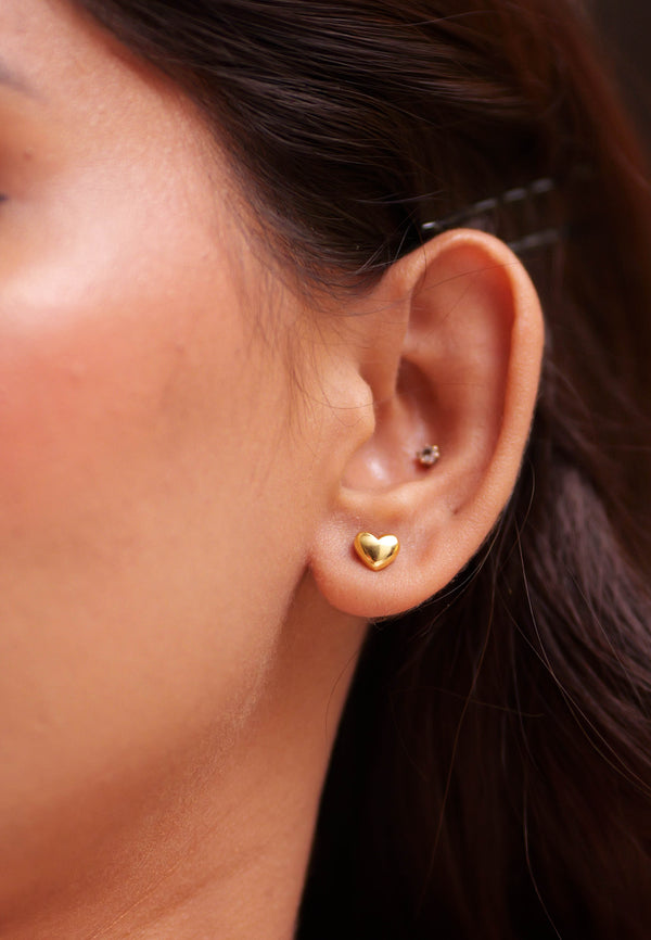 Mishi Heart Glow Studs