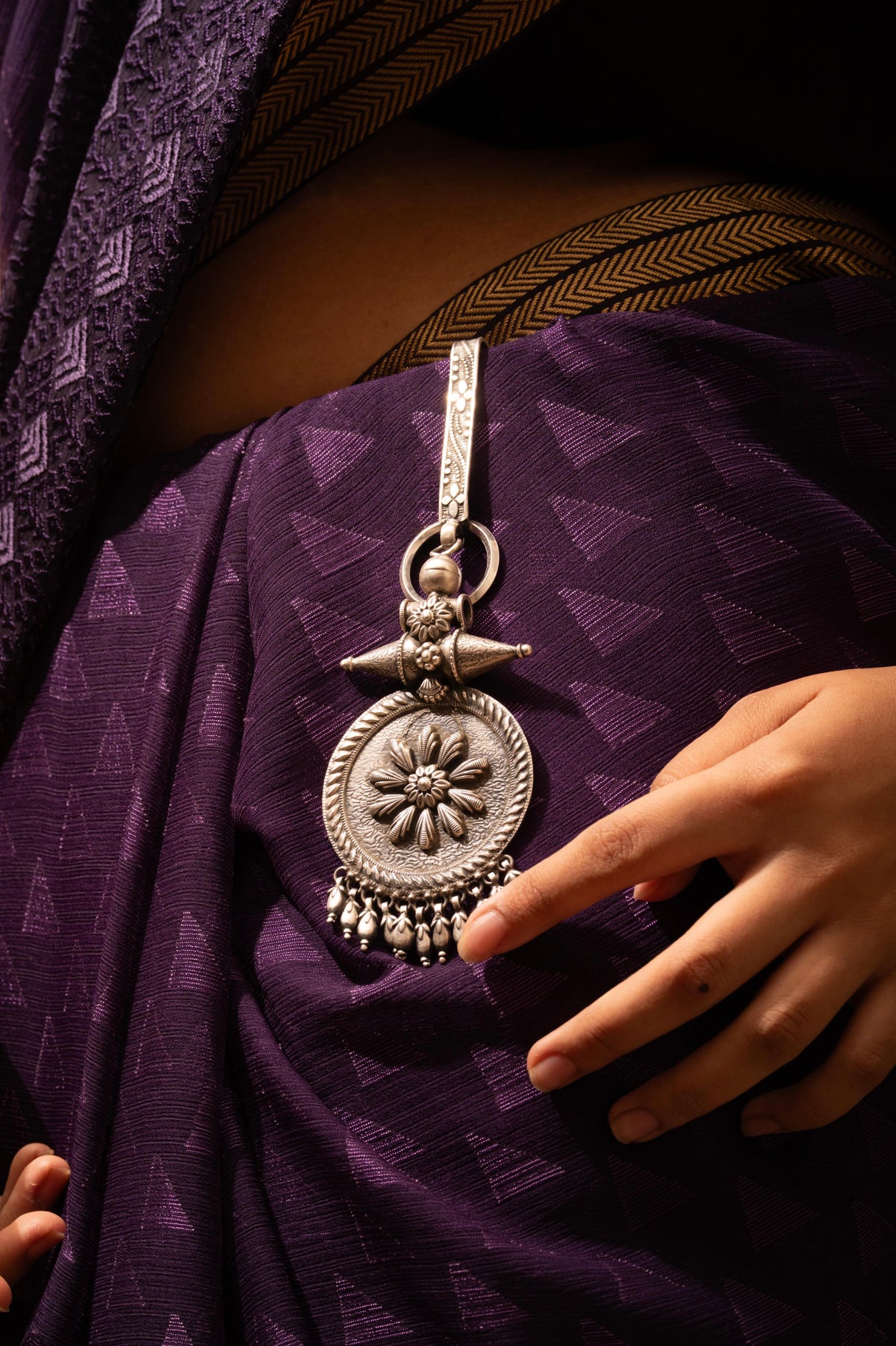 Tattva Intricate Floral Statement Satka