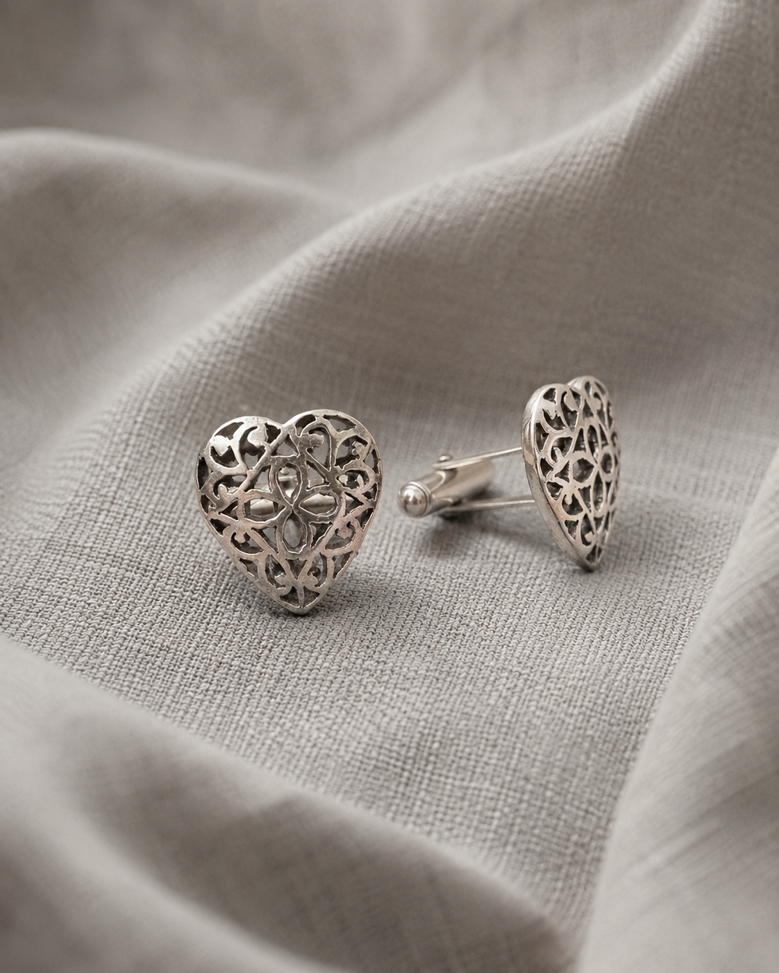 Anokhi Midnight Heart Cufflinks