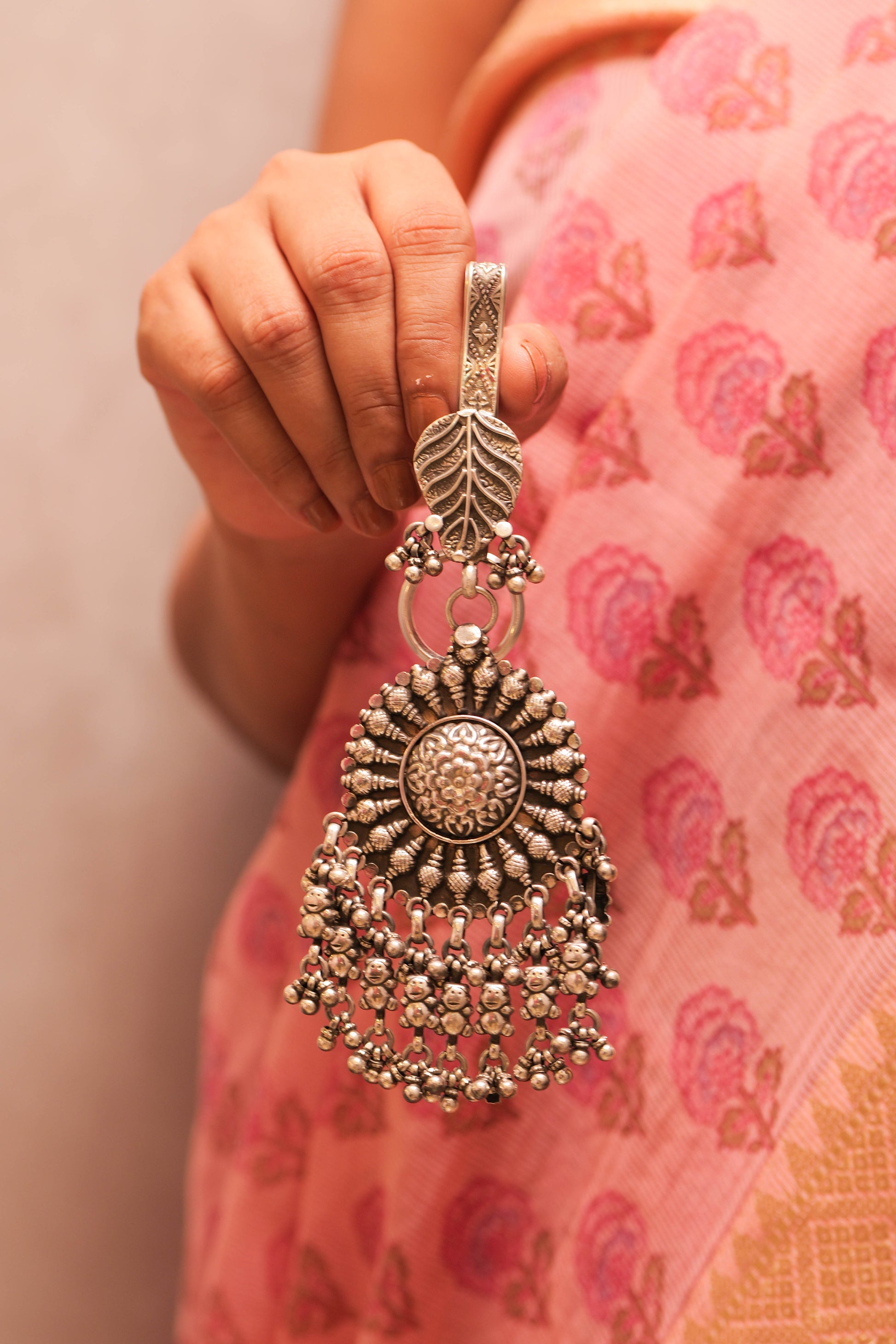 Virasat Floral Ghungroo Charm Satka