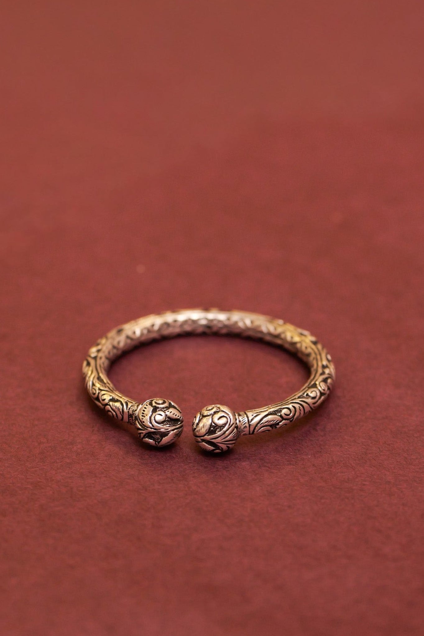 Tattva Chitai Twin Ball Kada