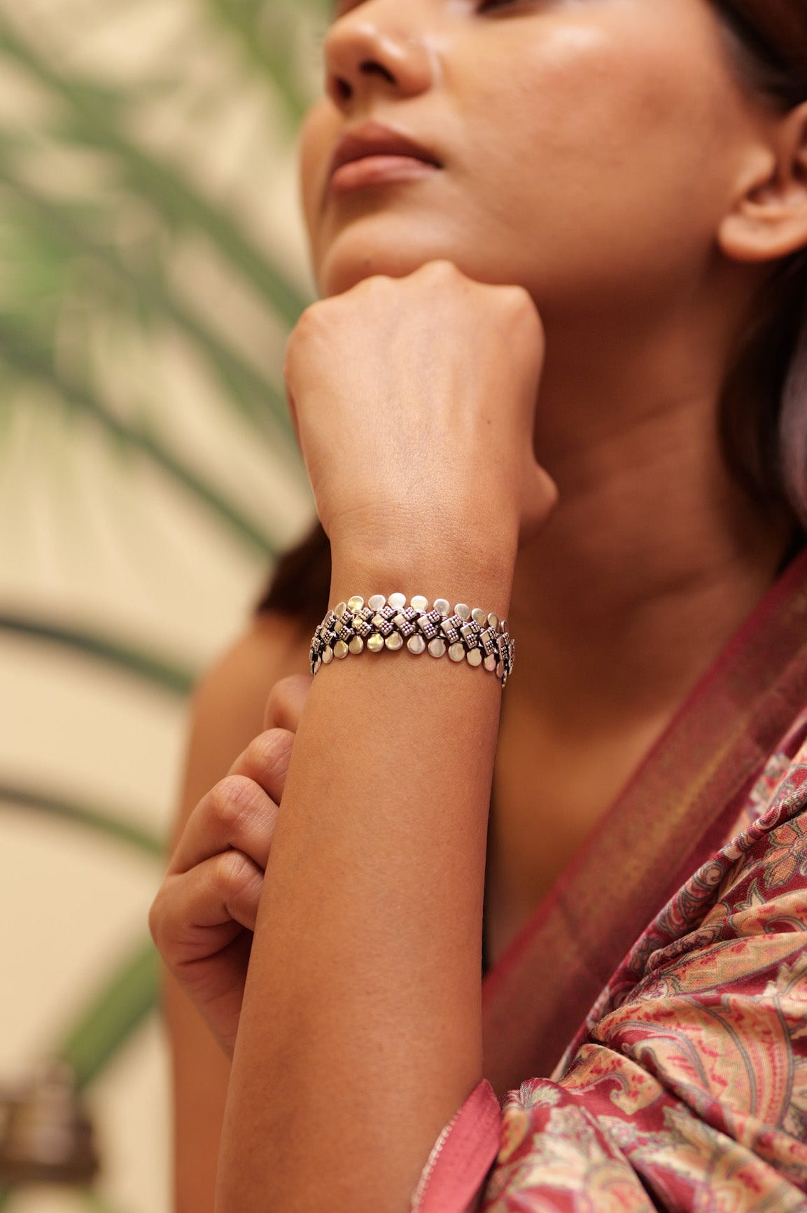 Anaya Classic Line Arrow Bracelet