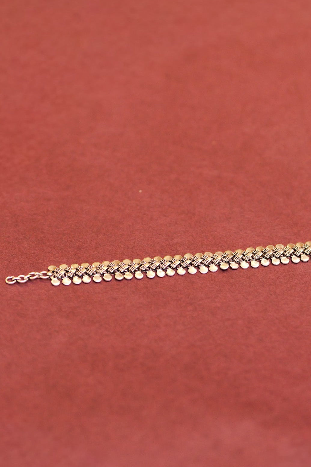 Anaya Classic Line Arrow Bracelet