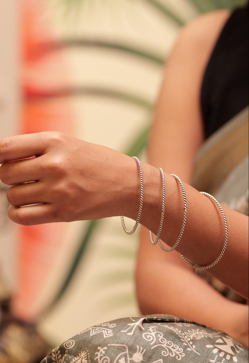 Aadhya Spiral Line Bangle