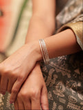 Aadhya Hammered Shine Bangle