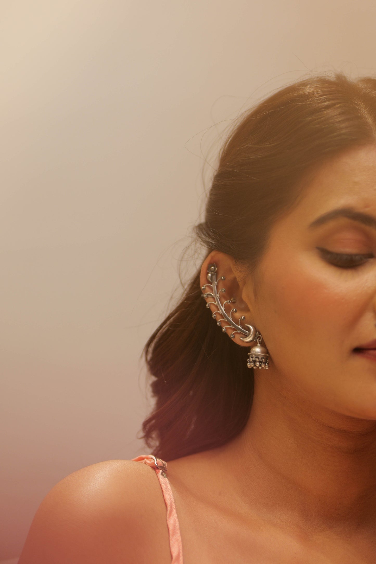 Anokhi Petal Sequence Ear Cuff