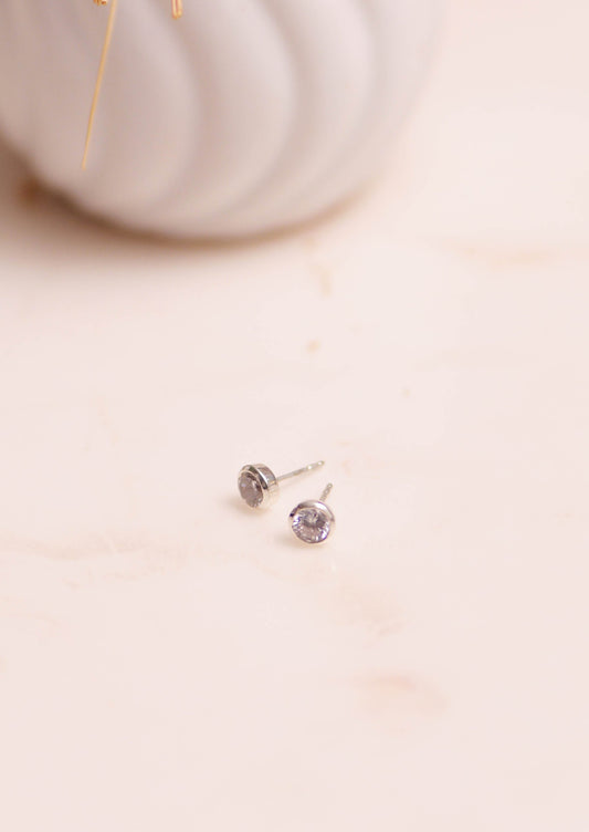 Aadhya Round Diamond Studs