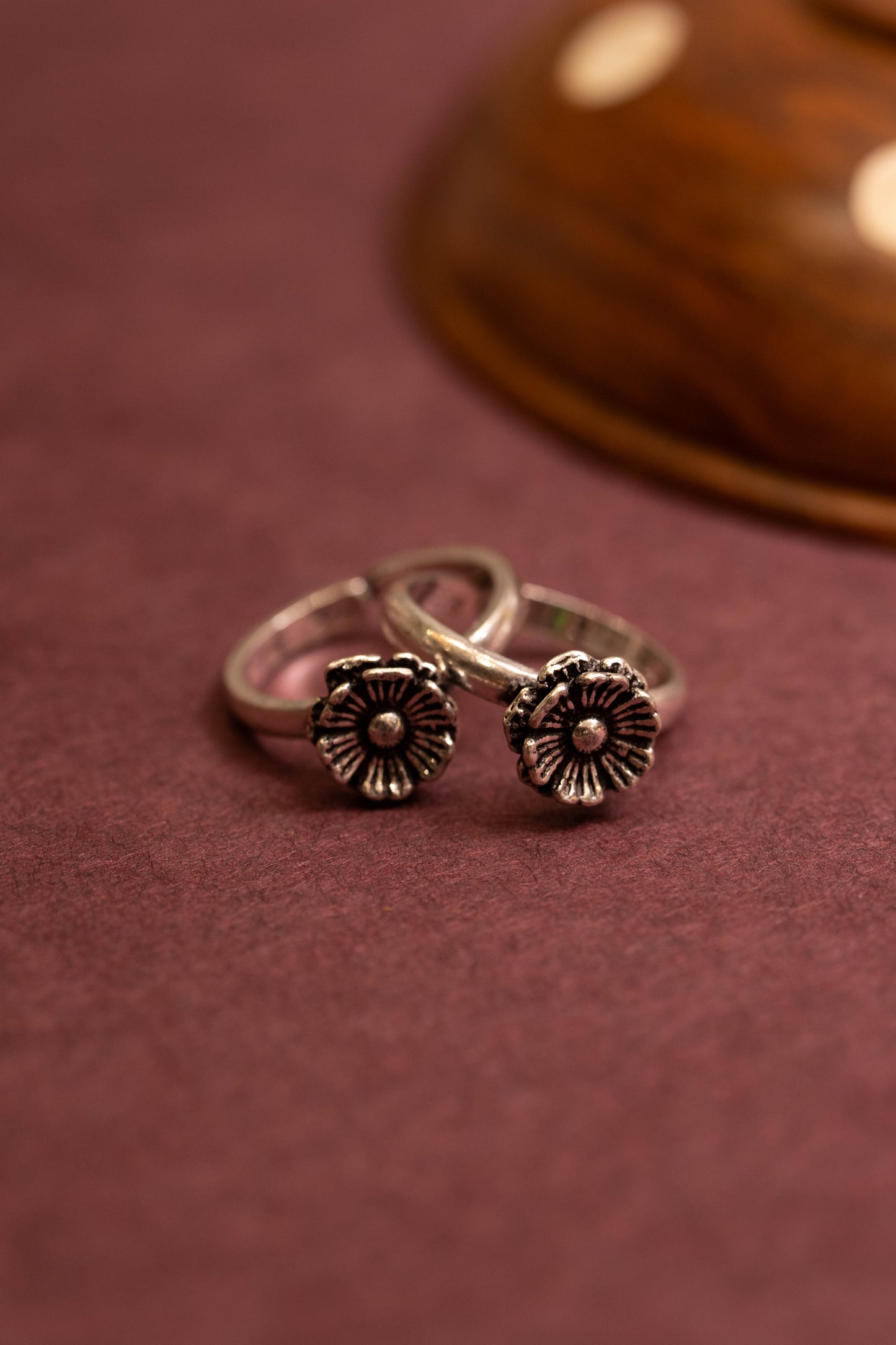 Anokhi Daisy Bloom Toe Ring